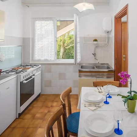 Apartment Lovely In With Wifi Lovrecica (Istria)